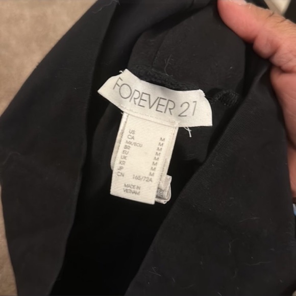 🖤Forever 21 Leggings🖤 - Picture 3 of 4